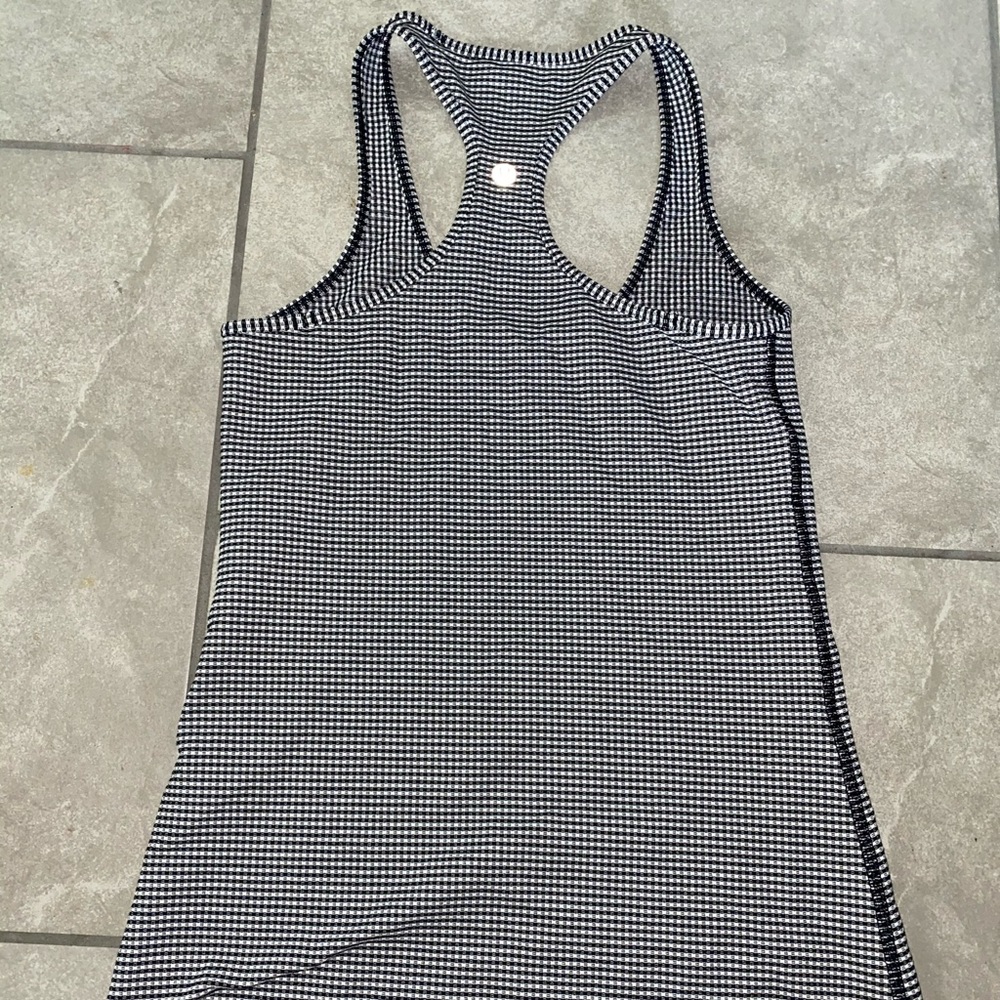Lululemon tank top